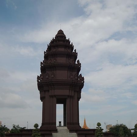 Golden Boat Guesthouse Phnom Penh Ngoại thất bức ảnh