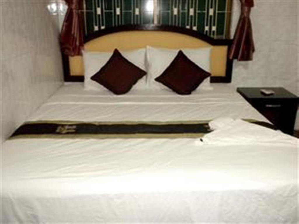 Golden Boat Guesthouse Phnom Penh Phòng bức ảnh