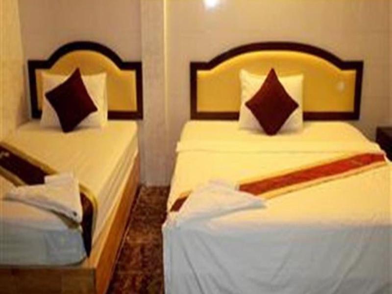 Golden Boat Guesthouse Phnom Penh Ngoại thất bức ảnh